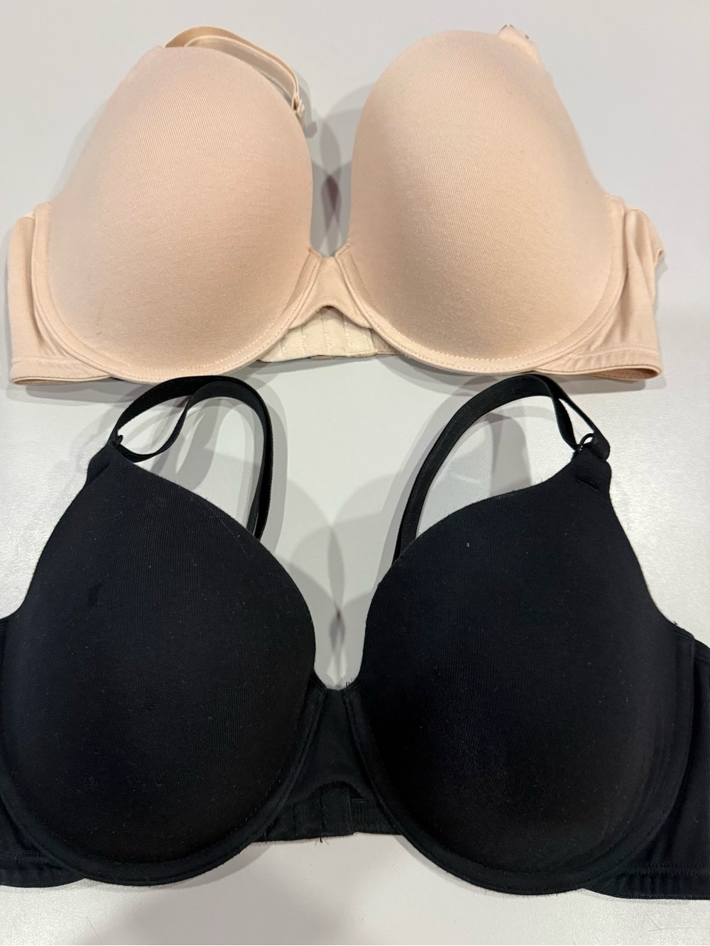 Fruit of the Loom Basic Underwire T-Shirt Bras - Nude and Black Size Large